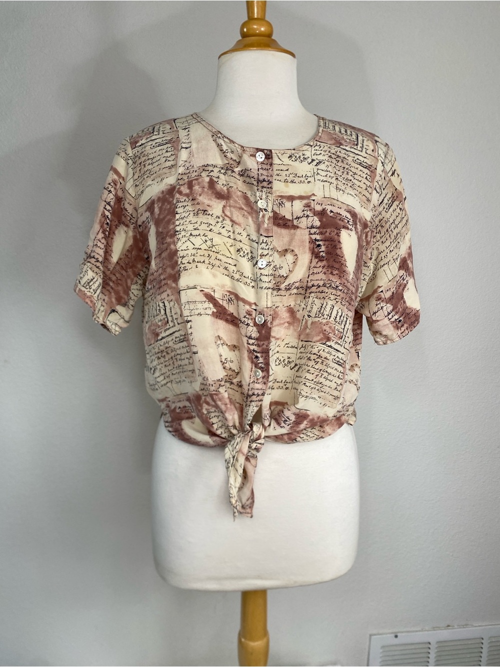 Vintage Jaeger Women's 100% Silk Button Tie Front Blouse Size Large Classic